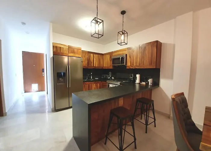Beautiful Ocean View Condo, 3br 3.5 Bt