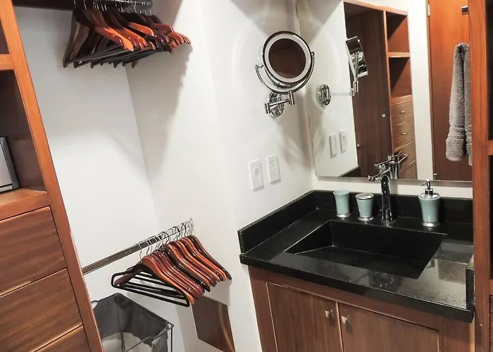 Beautiful Ocean View Condo, 3br 3.5 Bt *