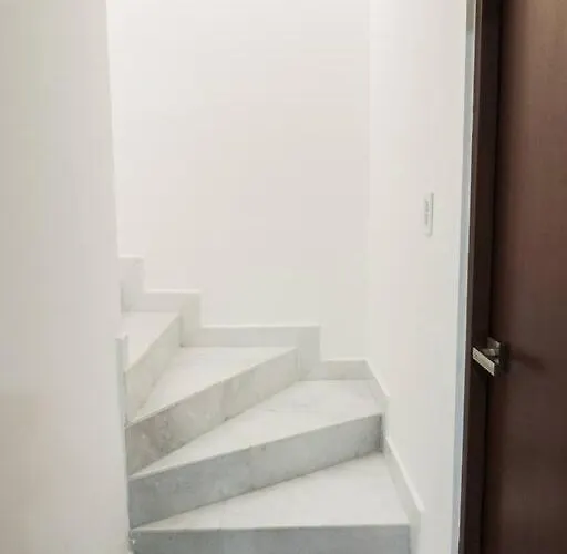 Beautiful Ocean View Condo, 3br 3.5 Bt